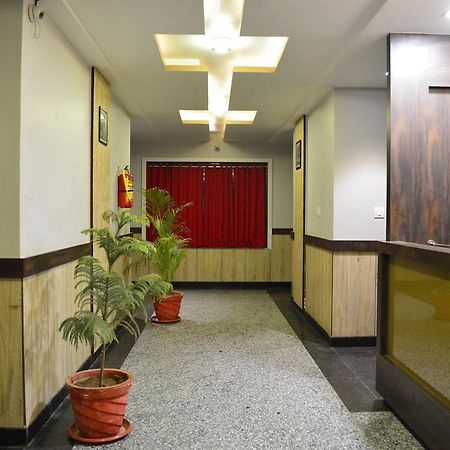 Hotel Desert Inn Barmer エクステリア 写真