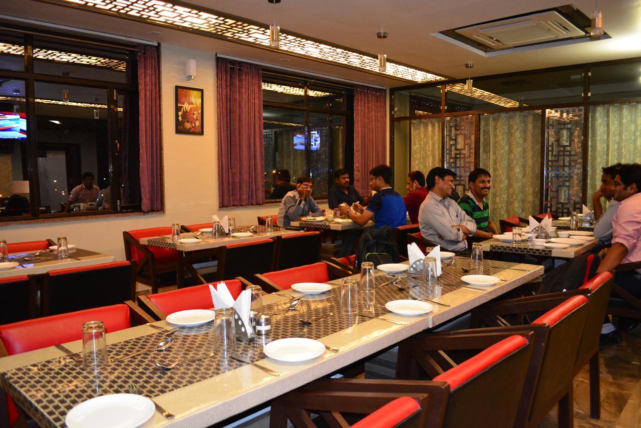 Hotel Desert Inn Barmer エクステリア 写真
